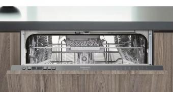 Встраиваемая посудомоечная машина Hotpoint-Ariston HI 5010 C: 5