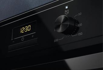Духовой шкаф электрический Electrolux EOD3H50BK: 2