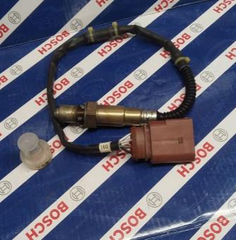 Лямбда-зонд VW AG BOSCH 06A906262F 0258006237/238  фишка с вырезом: 5