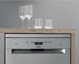 Посудомоечная машина Hotpoint-Ariston HFC3C41CWX: 4