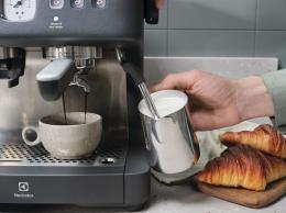 Кофемашина Electrolux E8EC1-8BP: 6
