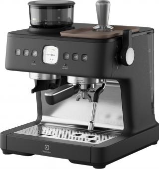 Кофемашина Electrolux E8EC1-8BP: 3