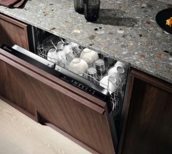 Встраиваемая посудомоечная машина Electrolux EEA17200L: 2