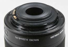 Об'єктив Canon EF-S 10-18mm f/4.5-5.6 IS STM (9519B005): 3