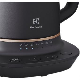 Електрочайник Electrolux E7K1-6BP: 2