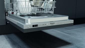 Вбудована посудомийна машина Hotpoint-Ariston HSIO3O35WFE: 4