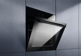 Духова шафа електрична Electrolux EOB8S39WZ: 3