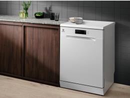 Посудомийна машина Electrolux SEM94830SW: 4