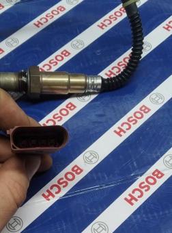 Лямбда-зонд VW AG BOSCH 06A906262F 0258006237/238 фішка з вирізом: 4