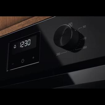 Духова шафа електрична Electrolux LOFGF00BK: 2